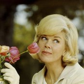 Doris Day - List pictures