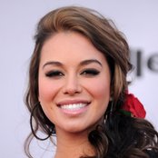 Chiquis - List pictures