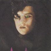 Visage - List pictures