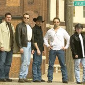 Ricochet - List pictures