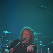 Pendragon - List pictures