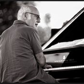 Ludovico Einaudi - List pictures