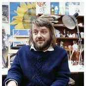Robert Wyatt - List pictures