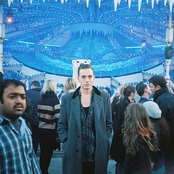 Gabriel Bruce - List pictures