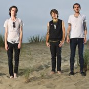 Dead To Me - List pictures