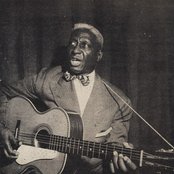 Leadbelly - List pictures