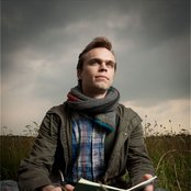 Peter Broderick - List pictures