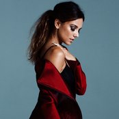 Jana Kramer - List pictures