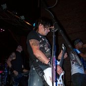 Pop Evil - List pictures