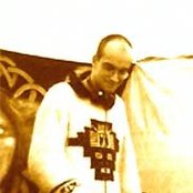 Aes Dana - List pictures