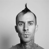 Travis Barker - List pictures
