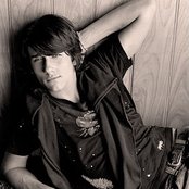 Teddy Geiger - List pictures