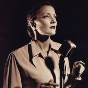 Bernadette Seacrest - List pictures