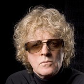 Ian Hunter - List pictures