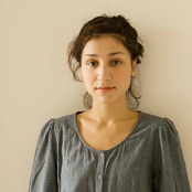 Laleh - List pictures