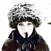 Yona - List pictures