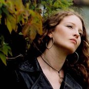 Mostly Autumn - List pictures