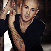 Danny Fernandes - List pictures