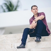 Cris Cab - List pictures