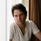 Michael Johns - List pictures