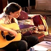 Alanis Morissette - List pictures