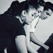 Kitty, Daisy And Lewis - List pictures