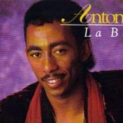 Anthony Santos - List pictures