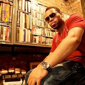 Eric Roberson - List pictures