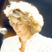 Jennifer Warnes - List pictures