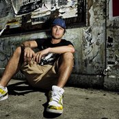 Illy - List pictures