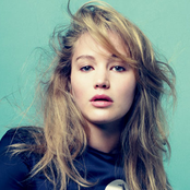 Jennifer Lawrence - List pictures