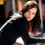 Dolores O'riordan - List pictures