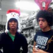 I Set My Friends On Fire - List pictures