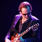 Joe Bonamassa - List pictures