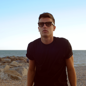 Hobbie Stuart - List pictures