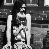 Dennis - List pictures