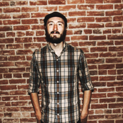 Dave Baxter - List pictures