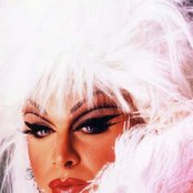 Divine - List pictures