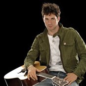 Axel Fernando - List pictures