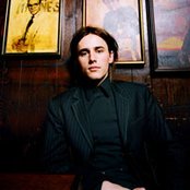 Reeve Carney - List pictures