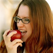 Ingrid Michaelson - List pictures
