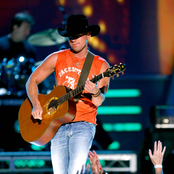 Kenny Chesney - List pictures