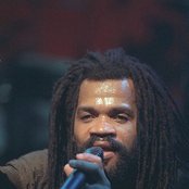 Carlinhos Brown - List pictures