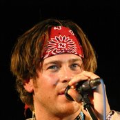 Christian Kane - List pictures