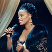 Dianne Reeves - List pictures