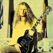 John Sykes - List pictures