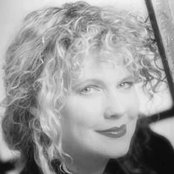 Becky Hobbs - List pictures