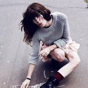 Lou Doillon - List pictures