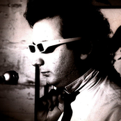 Gary Wilson - List pictures