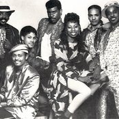 S.o.s. Band - List pictures